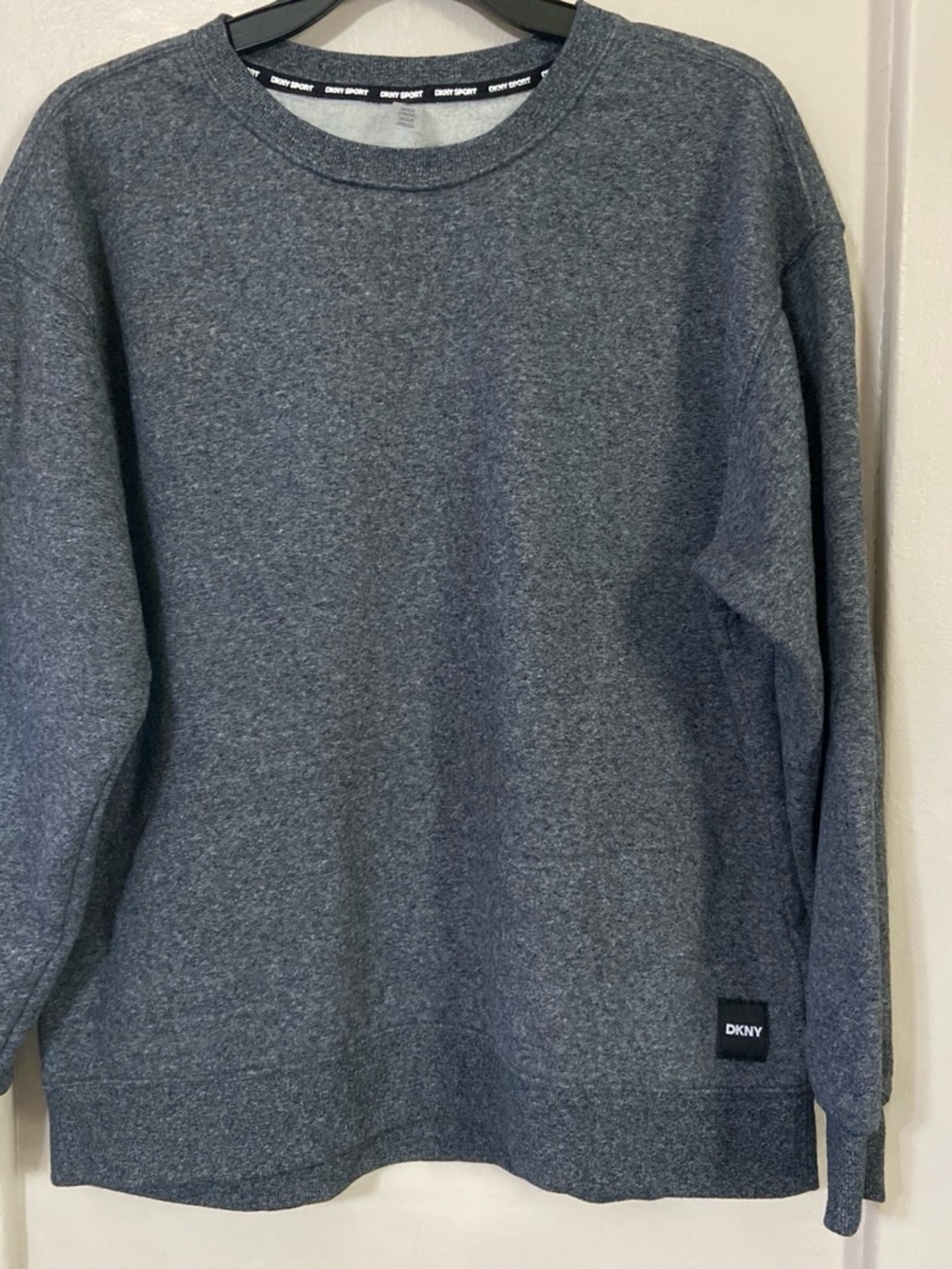 Dkny Men’s Charcoal Gray Crewneck Sweater